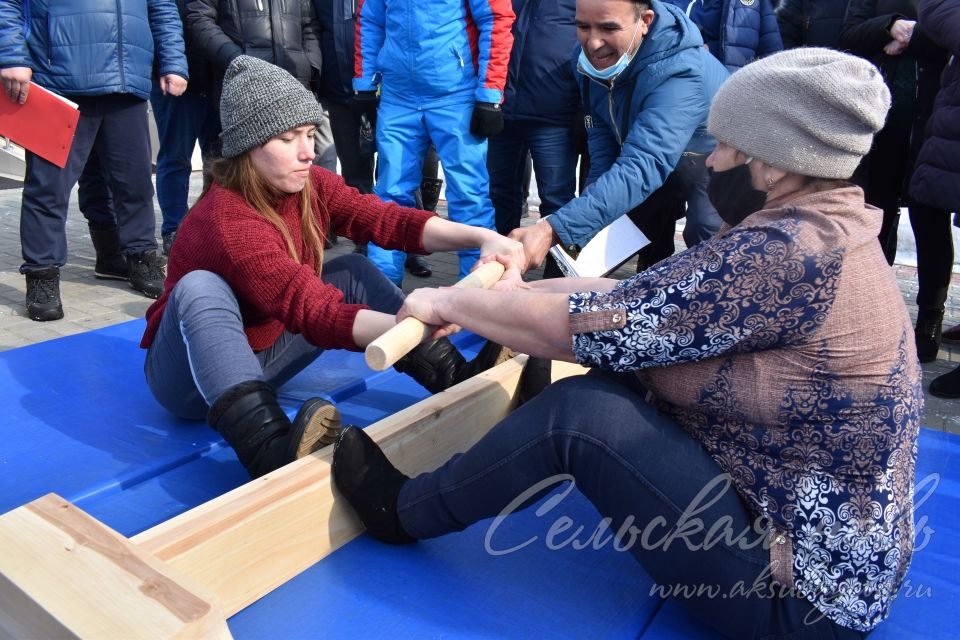 В Аксубаеве встретили Масленицу