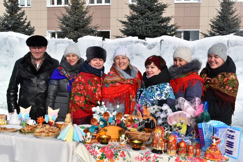 В Аксубаеве встретили Масленицу