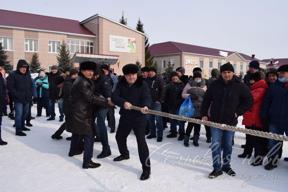 В Аксубаеве встретили Масленицу