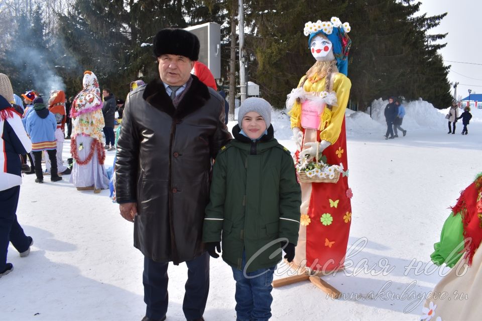 В Аксубаеве встретили Масленицу