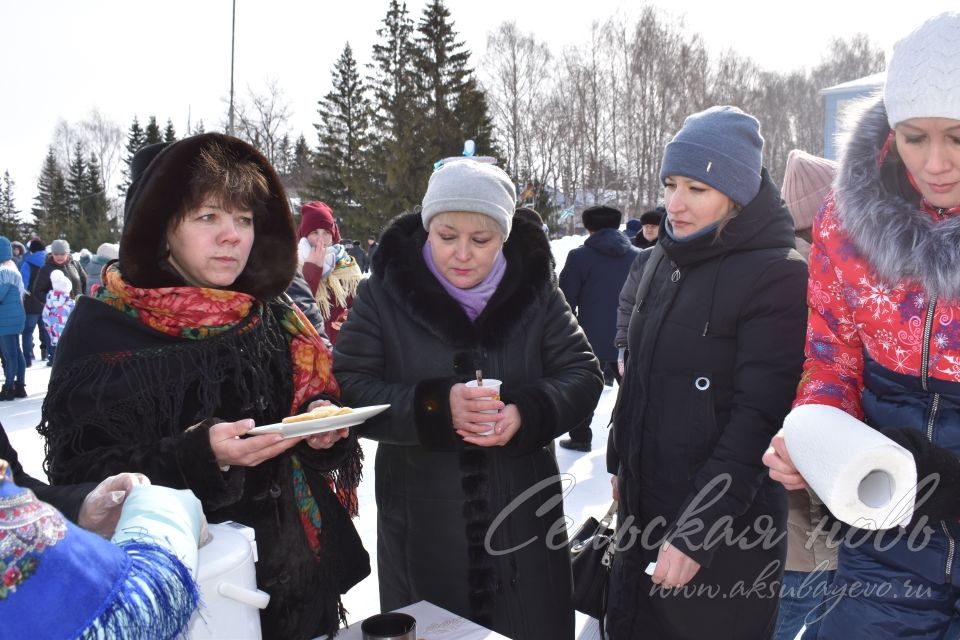 В Аксубаеве встретили Масленицу