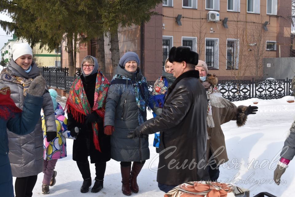 В Аксубаеве встретили Масленицу