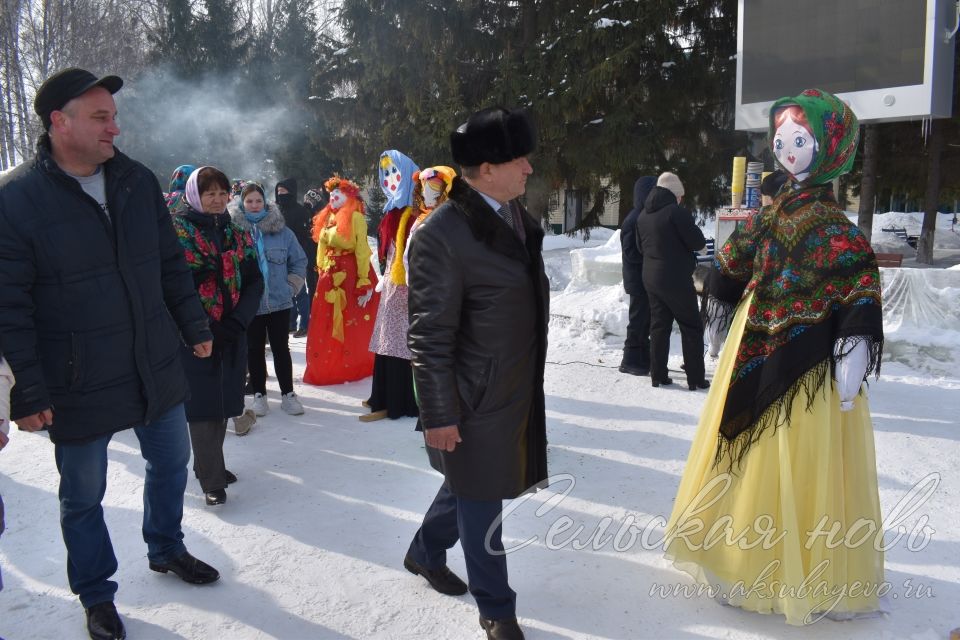 В Аксубаеве встретили Масленицу