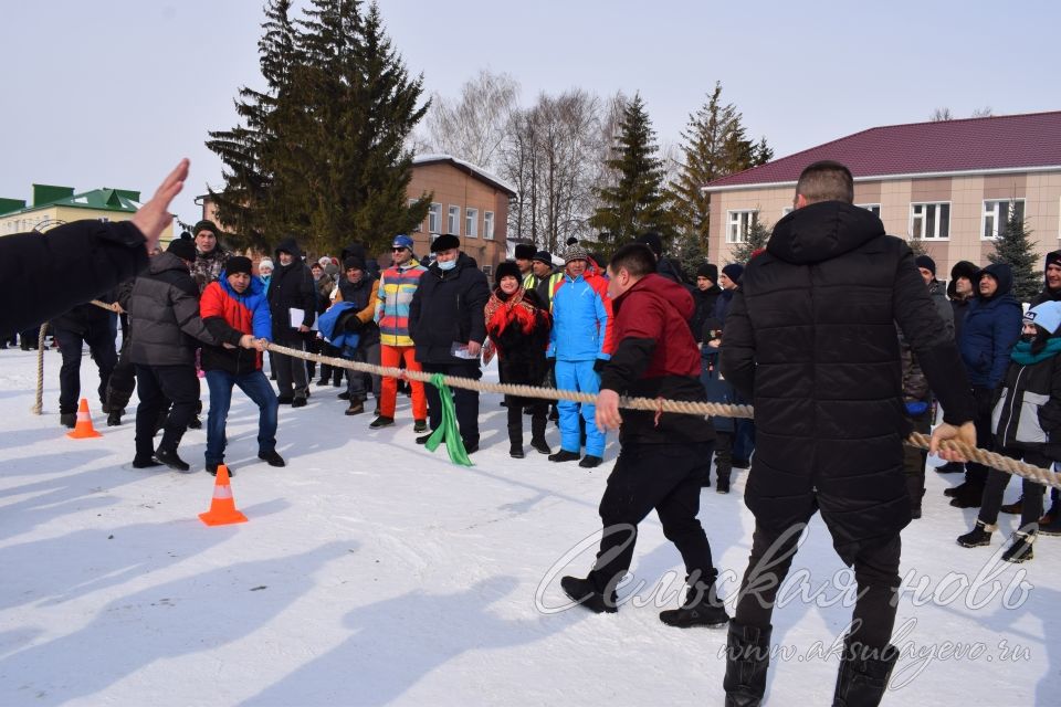 В Аксубаеве встретили Масленицу