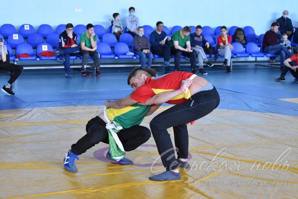 Аксубаевские спортсмены стали победителями открытых лично-командных соревнований по борьбе "корэш"