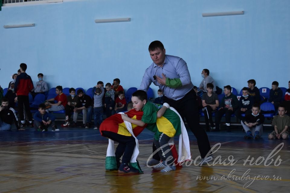 Аксубаевские спортсмены стали победителями открытых лично-командных соревнований по борьбе "корэш"