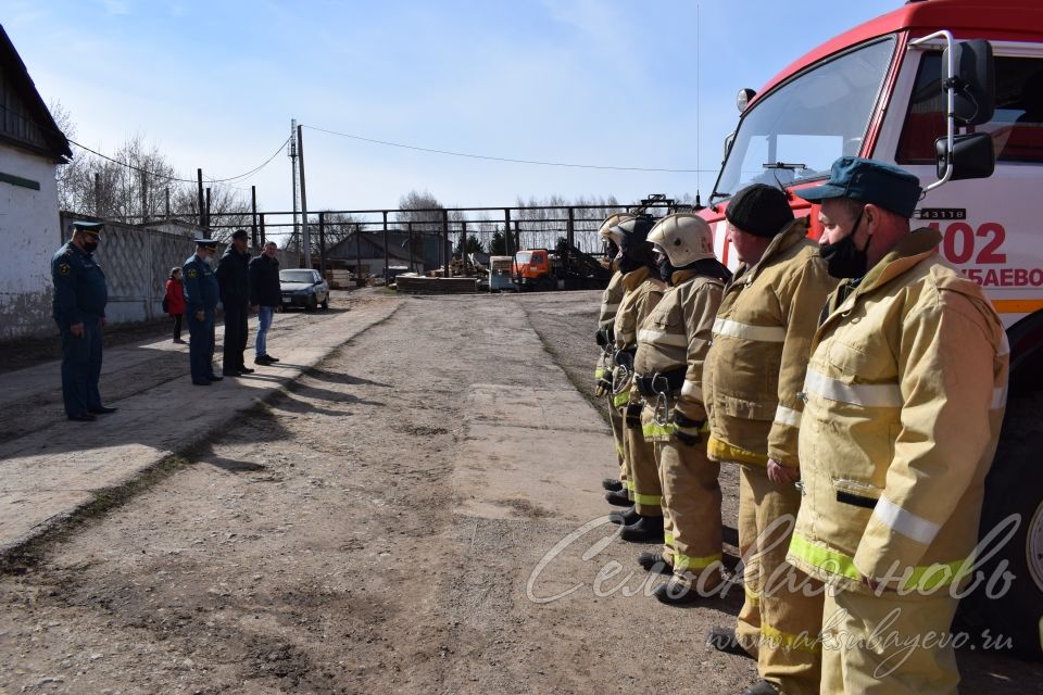 Аксубаевские службы с огнем в лесу бороться готовы