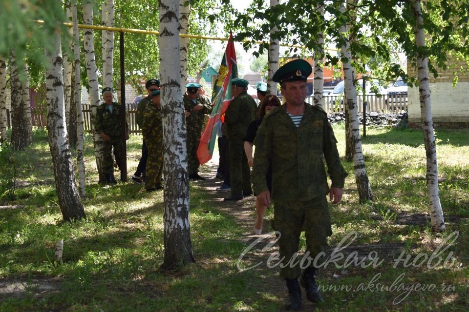 В Старом Ильдерякове открыли стенд «Мы пограничники и мы этим гордимся!»