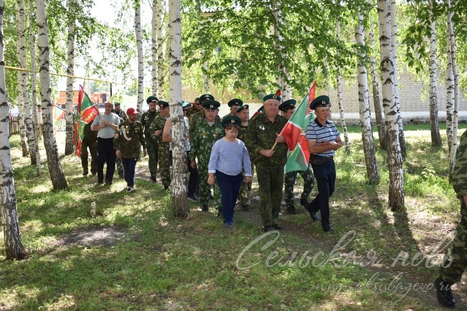 В Старом Ильдерякове открыли стенд «Мы пограничники и мы этим гордимся!»