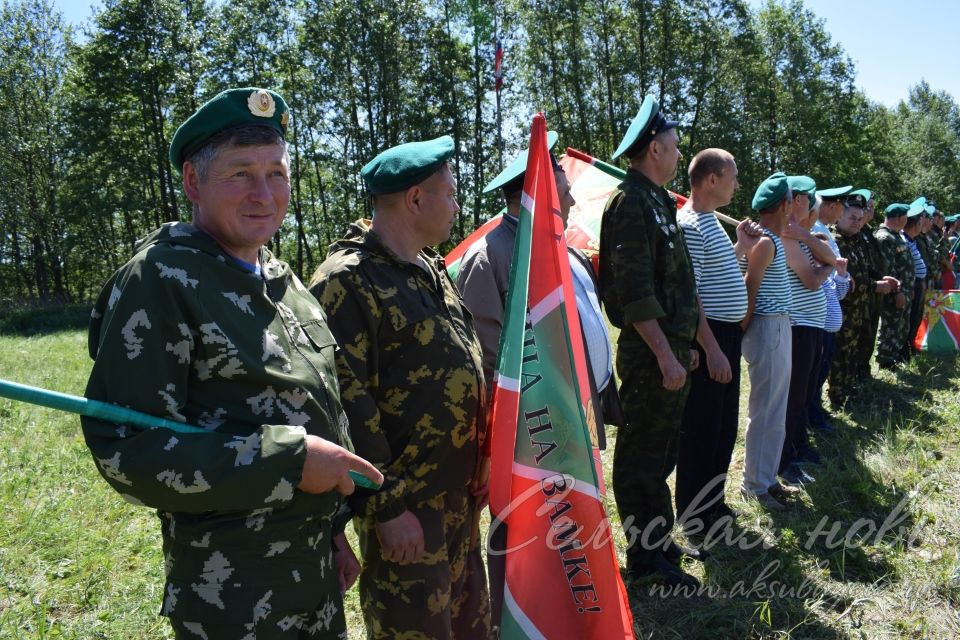 Аксубаевские старшеклассники поздравили пограничников