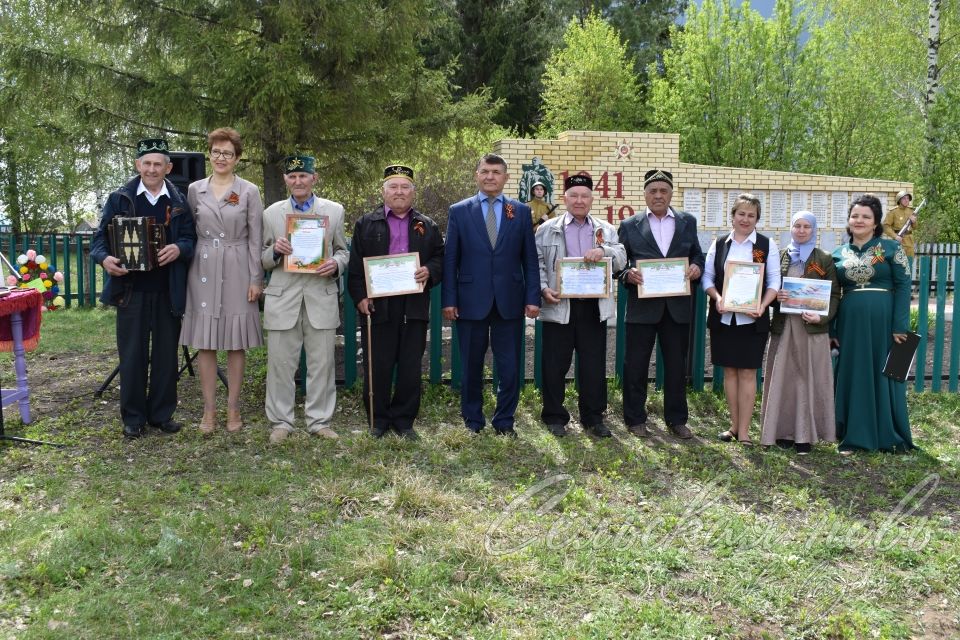 В Аксубаевском районе прошло открытие обелиска павшим воинам Великой Отечественной войны