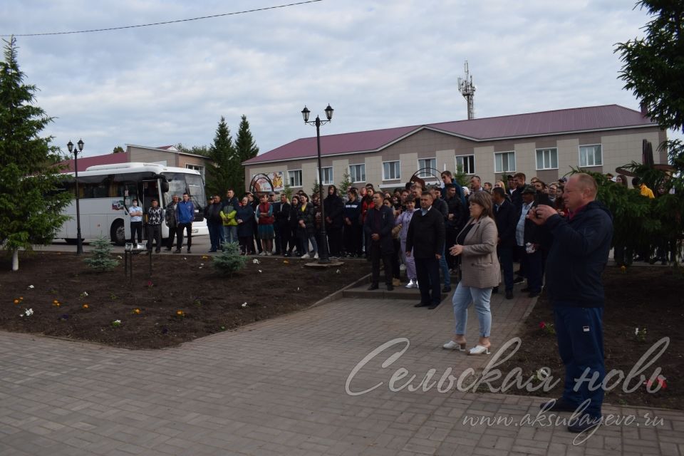 Аксубаевские призывники напутствия получили под военные марши