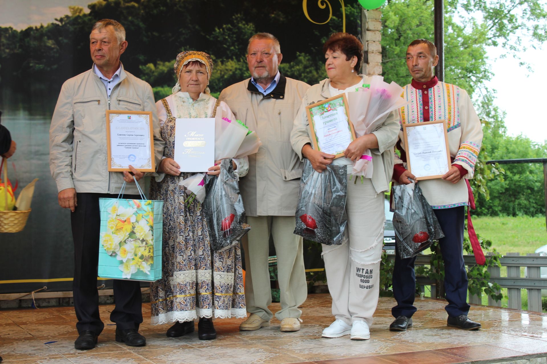 Фоторепортаж с праздника "Троицкие хороводы"