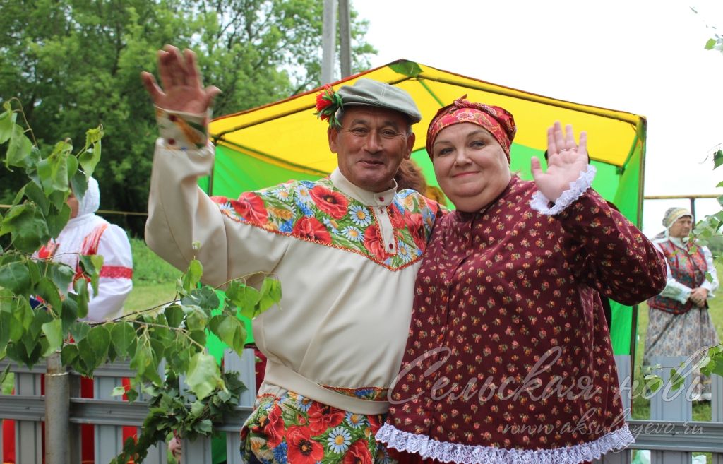 Фоторепортаж с праздника "Троицкие хороводы"