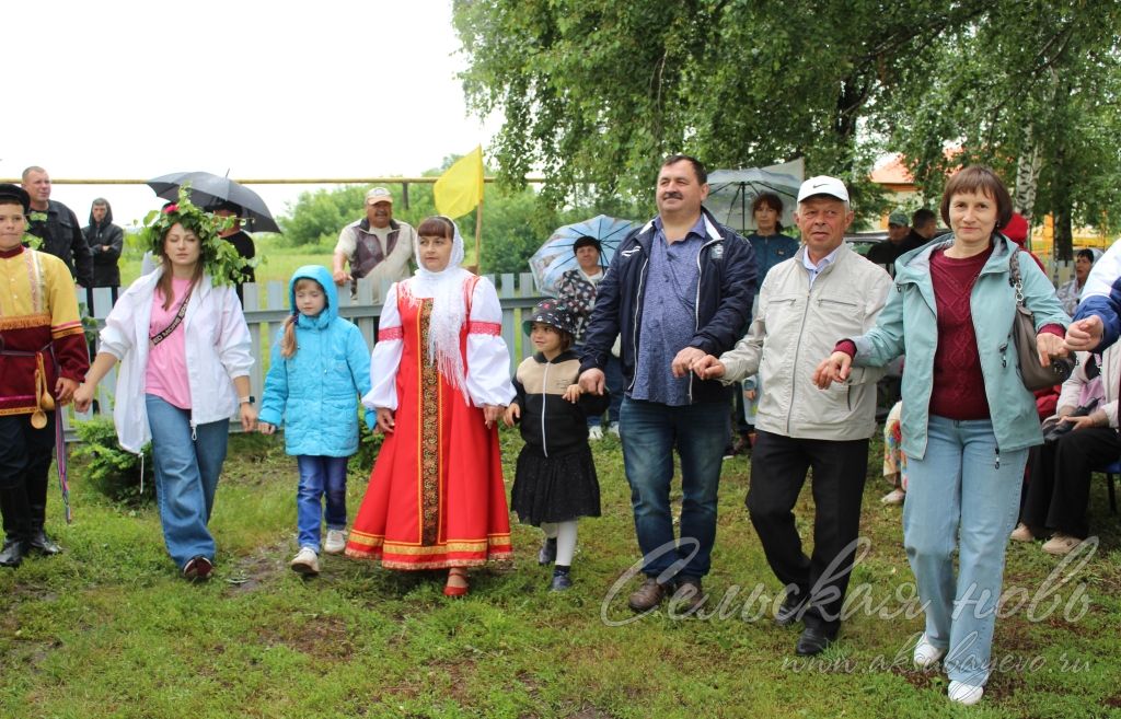 Фоторепортаж с праздника "Троицкие хороводы"