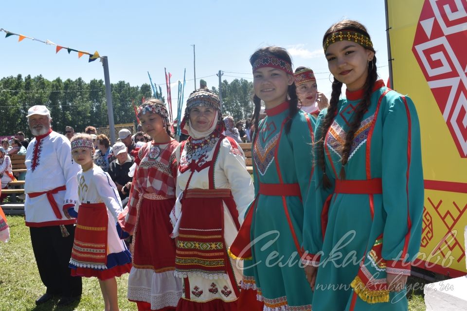 Фоторепортаж с праздника «Уяв»