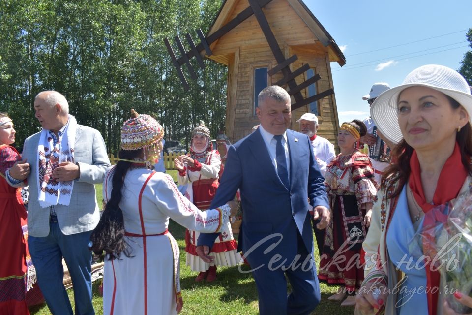 Фоторепортаж с праздника «Уяв»