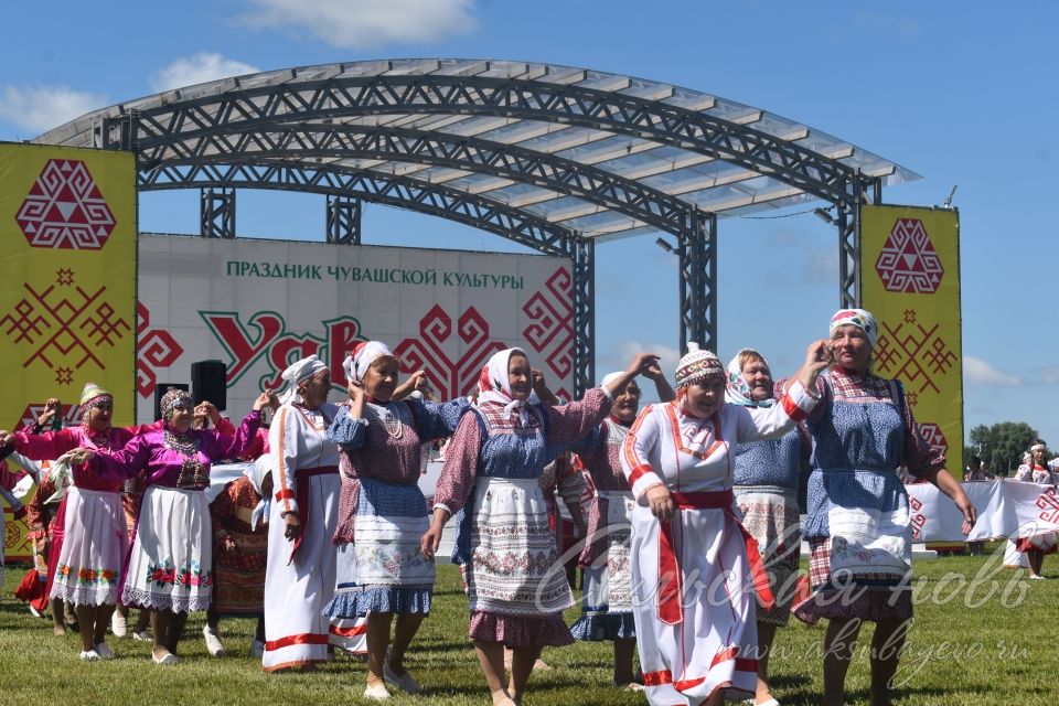 Фоторепортаж с праздника «Уяв»