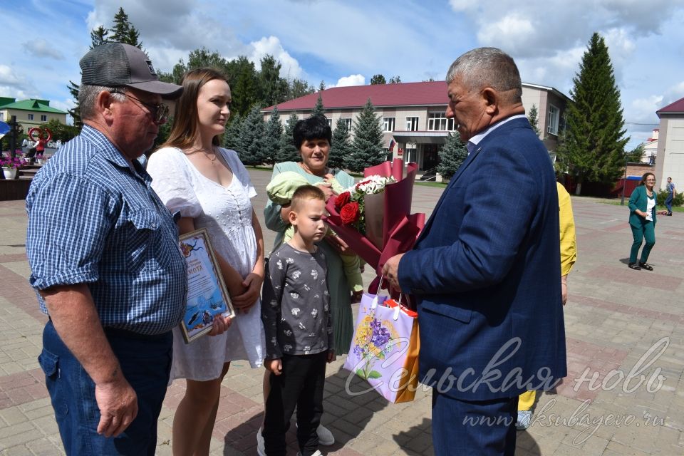 Аксубайда Россия һәм аның геройлары флотын данладылар
