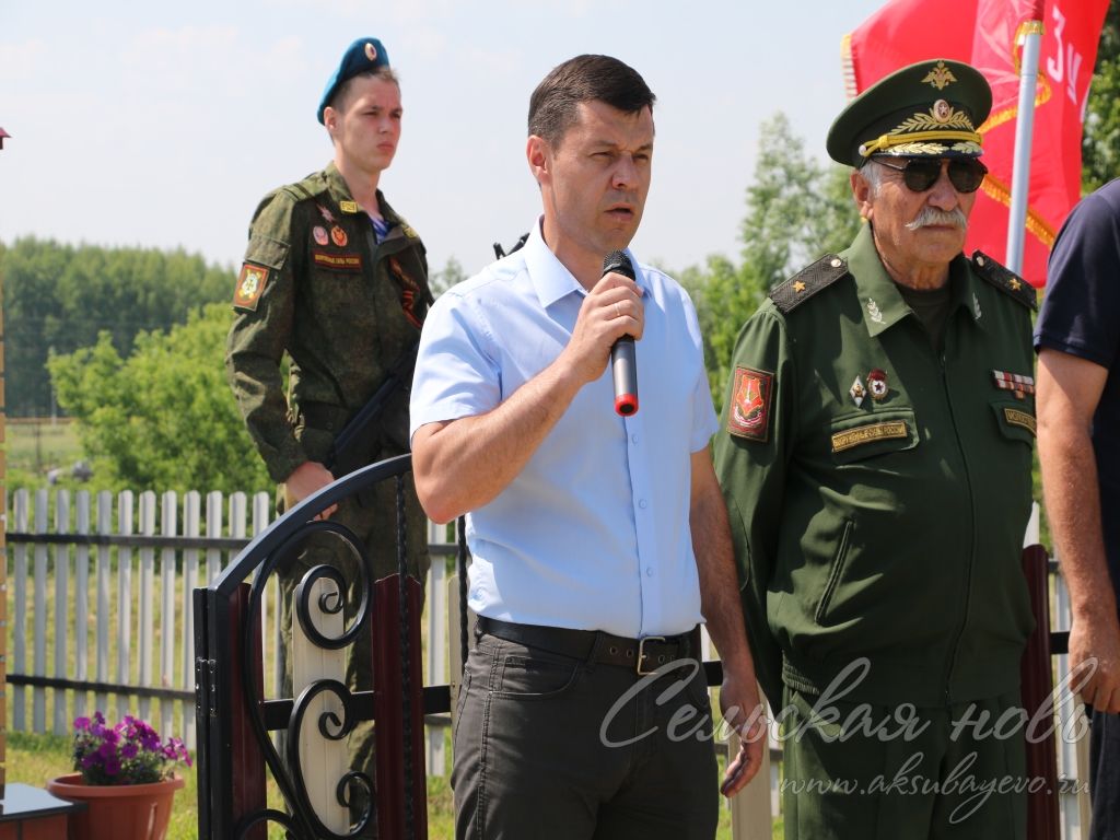 Киса авылында махсус хәрби операция геройларына истәлек такталары ачтылар