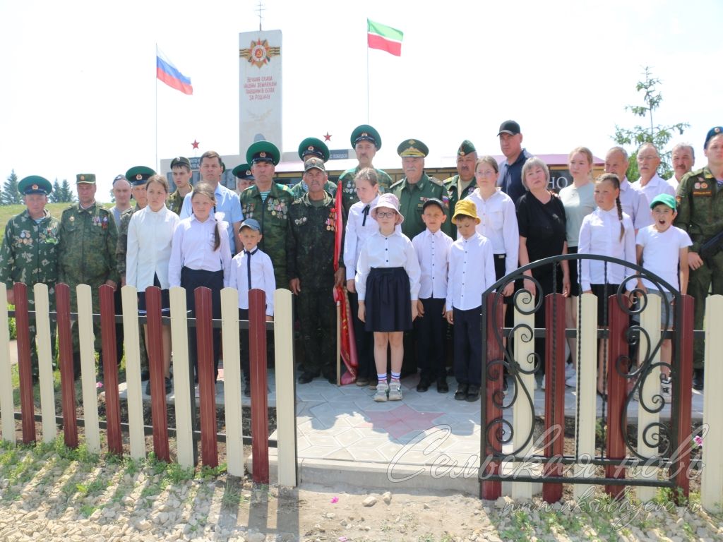 Киса авылында махсус хәрби операция геройларына истәлек такталары ачтылар