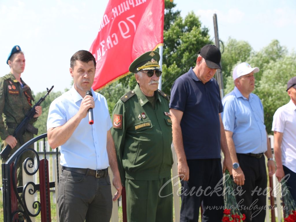 Киса авылында махсус хәрби операция геройларына истәлек такталары ачтылар