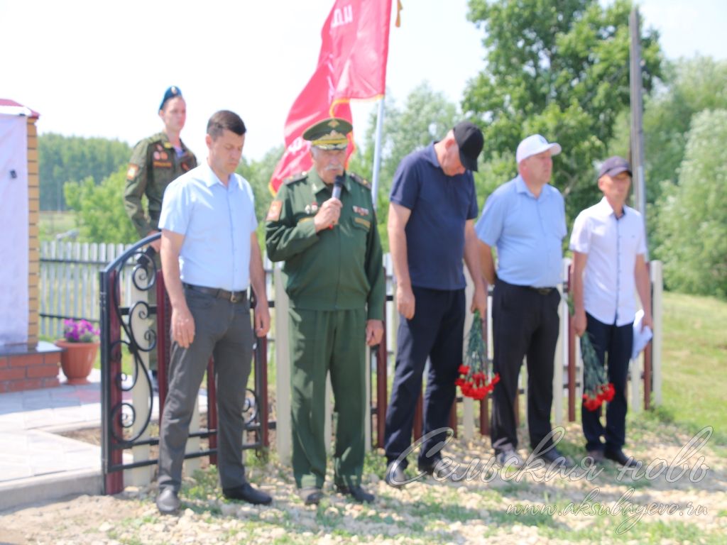 Киса авылында махсус хәрби операция геройларына истәлек такталары ачтылар