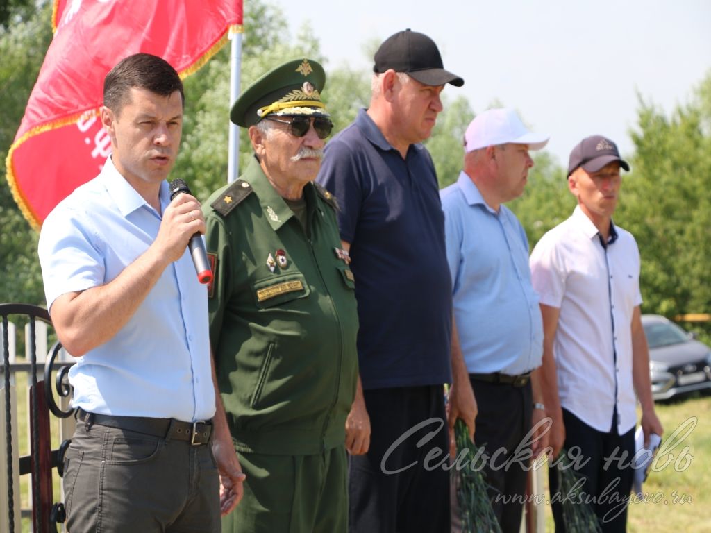 Киса авылында махсус хәрби операция геройларына истәлек такталары ачтылар