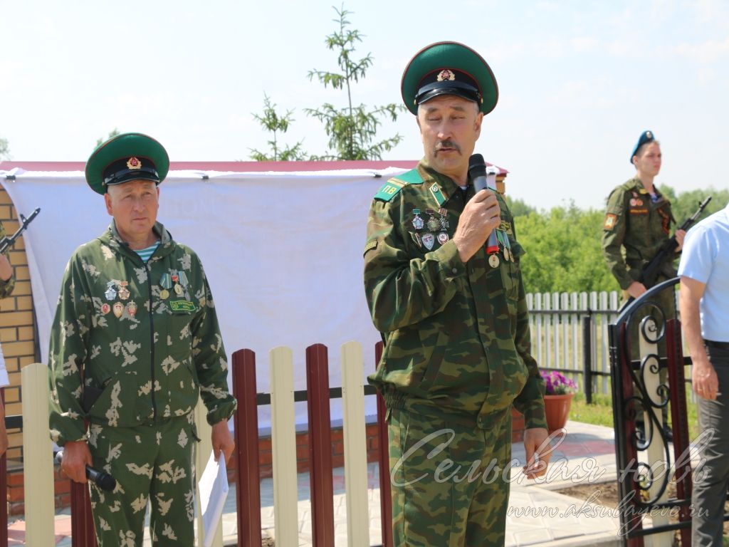 Киса авылында махсус хәрби операция геройларына истәлек такталары ачтылар