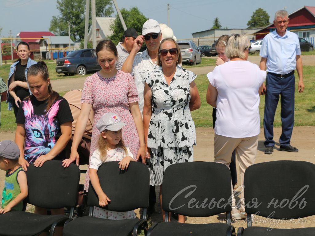 Киса авылында махсус хәрби операция геройларына истәлек такталары ачтылар