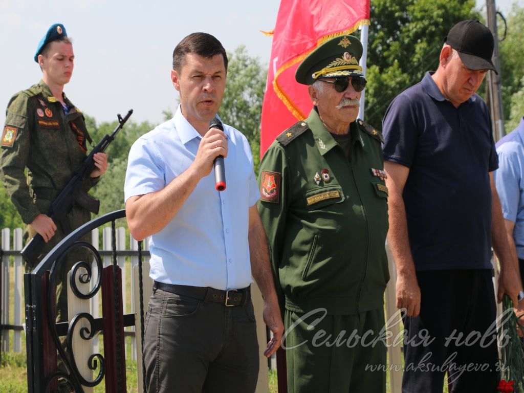 Киса авылында махсус хәрби операция геройларына истәлек такталары ачтылар