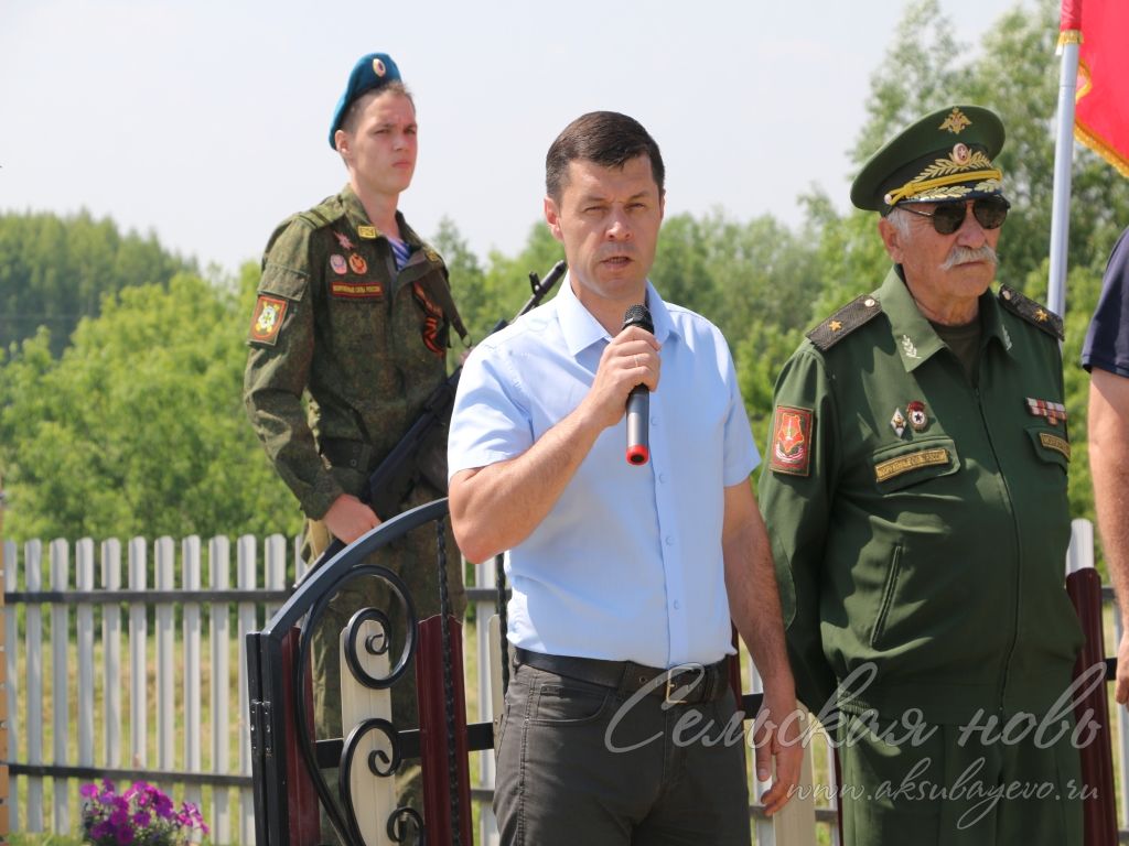 Киса авылында махсус хәрби операция геройларына истәлек такталары ачтылар