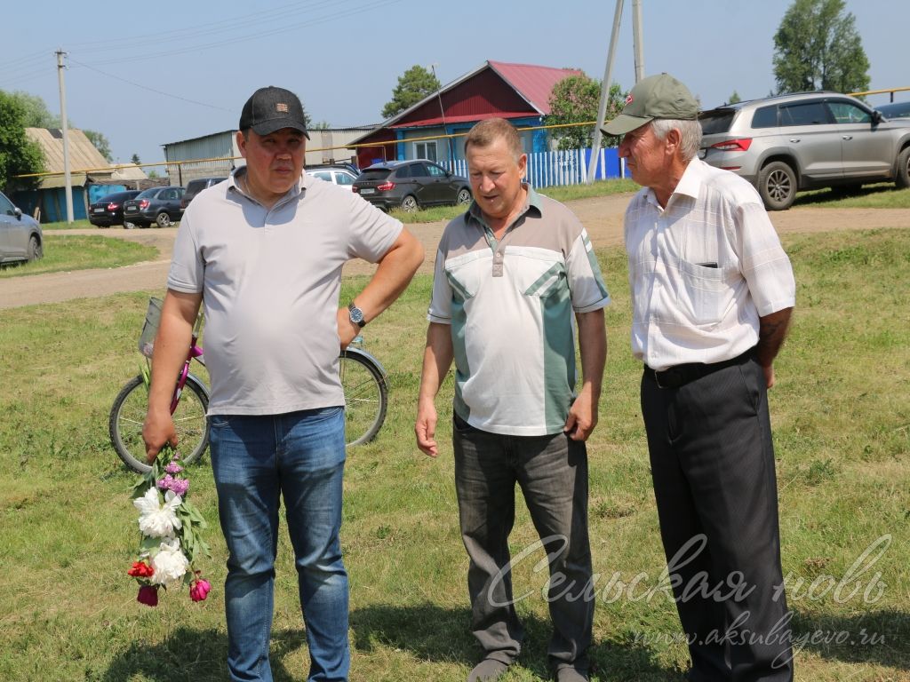 Киса авылында махсус хәрби операция геройларына истәлек такталары ачтылар