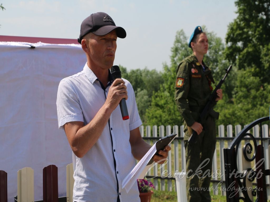 Киса авылында махсус хәрби операция геройларына истәлек такталары ачтылар