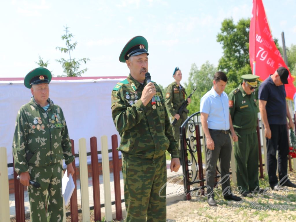 Киса авылында махсус хәрби операция геройларына истәлек такталары ачтылар