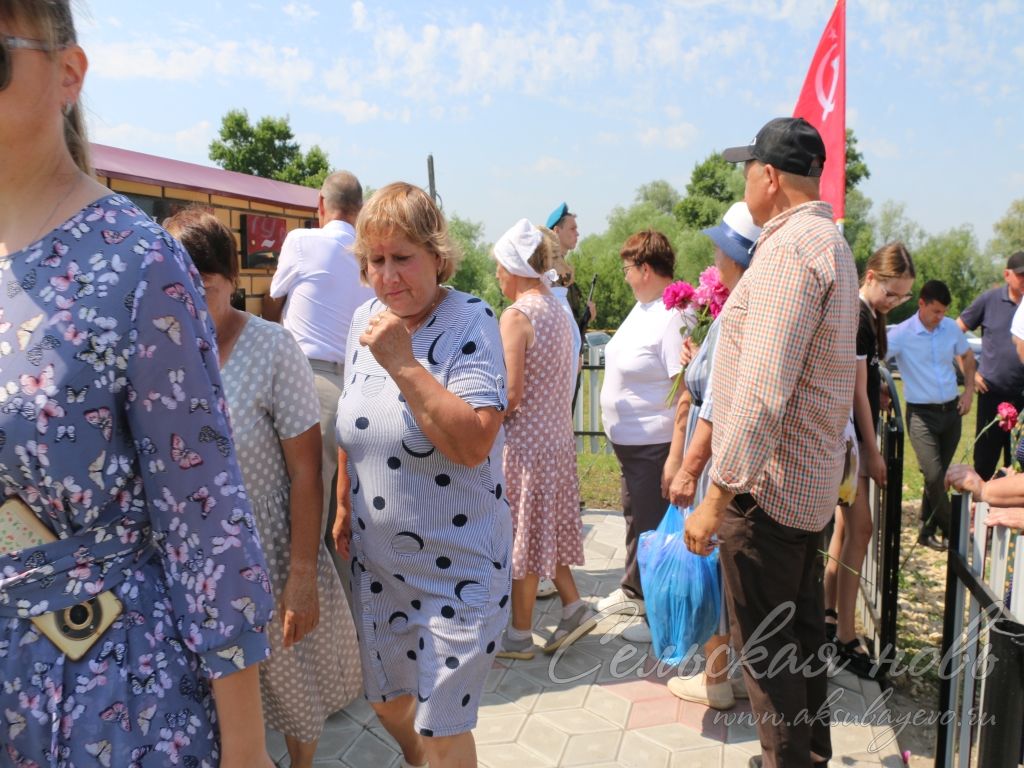 Киса авылында махсус хәрби операция геройларына истәлек такталары ачтылар