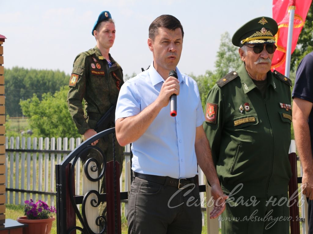 Киса авылында махсус хәрби операция геройларына истәлек такталары ачтылар