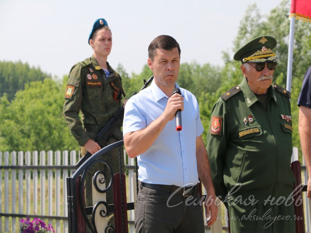 Киса авылында махсус хәрби операция геройларына истәлек такталары ачтылар