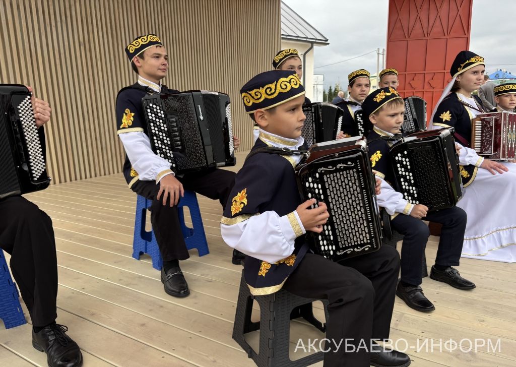 В Аксубаеве открыли ледовый дворец, два парка и Центр молодежных инициатив 10.09.2026