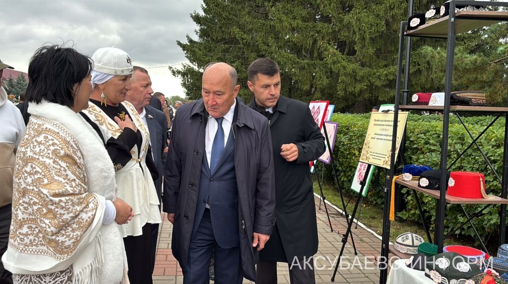 В Аксубаеве открыли ледовый дворец, два парка и Центр молодежных инициатив 10.09.2026