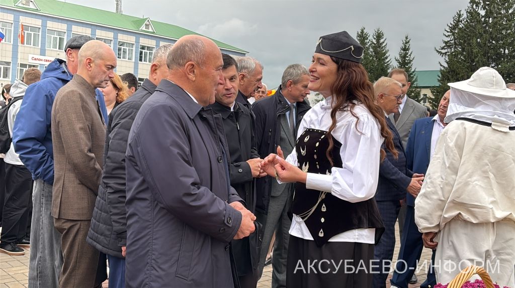 Осеннее золото Аксубаева: тыква с медом порадовали жителей 11.09.2026