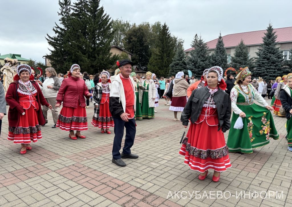 Осеннее золото Аксубаева: тыква с медом порадовали жителей 11.09.2026