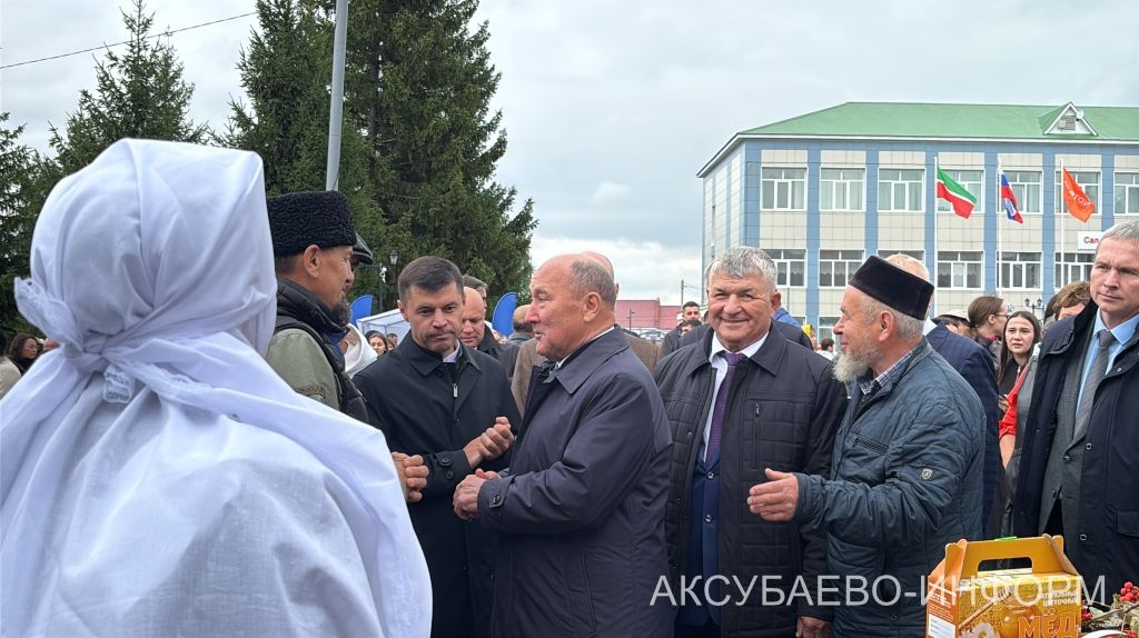 Осеннее золото Аксубаева: тыква с медом порадовали жителей 11.09.2026