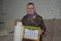 В Аксубаевском районе маму участника СВО поблагодарили за воспитание сына