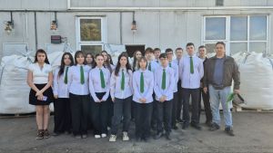 Аксубаевские школьники познакомились с работой элеватора в Чистополе