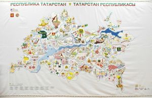 В Национальном историческом музее Беларуси представили вышитую карту Татарстана