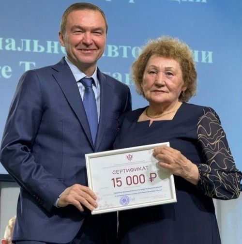 Лидер Аксубаевского национально культурного центра получила награду ЧНКА