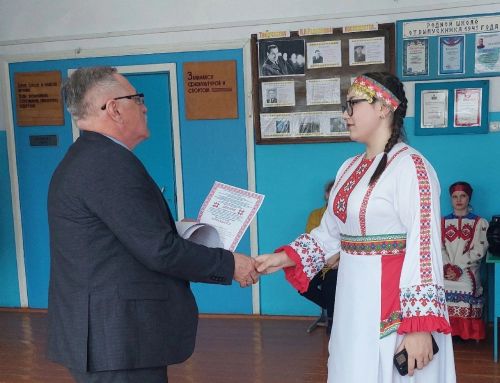 Школьница из Аксубаевского района победила в конкурсе чтецов на Дне чувашской культуры