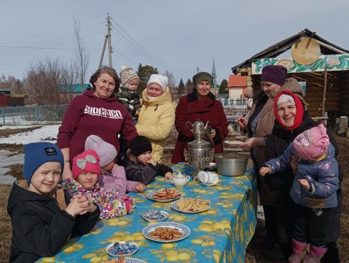 Карасу мәдәният йортында борынгы бәйрәмне билгеләп үттеләр