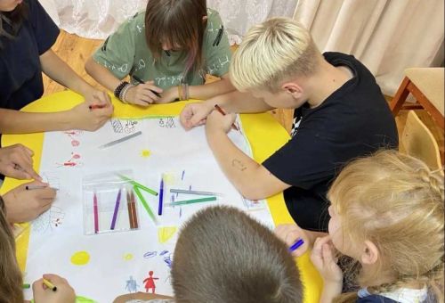 В социальном приюте «Мечта» прошло мероприятие «Сто идей для ста друзей»